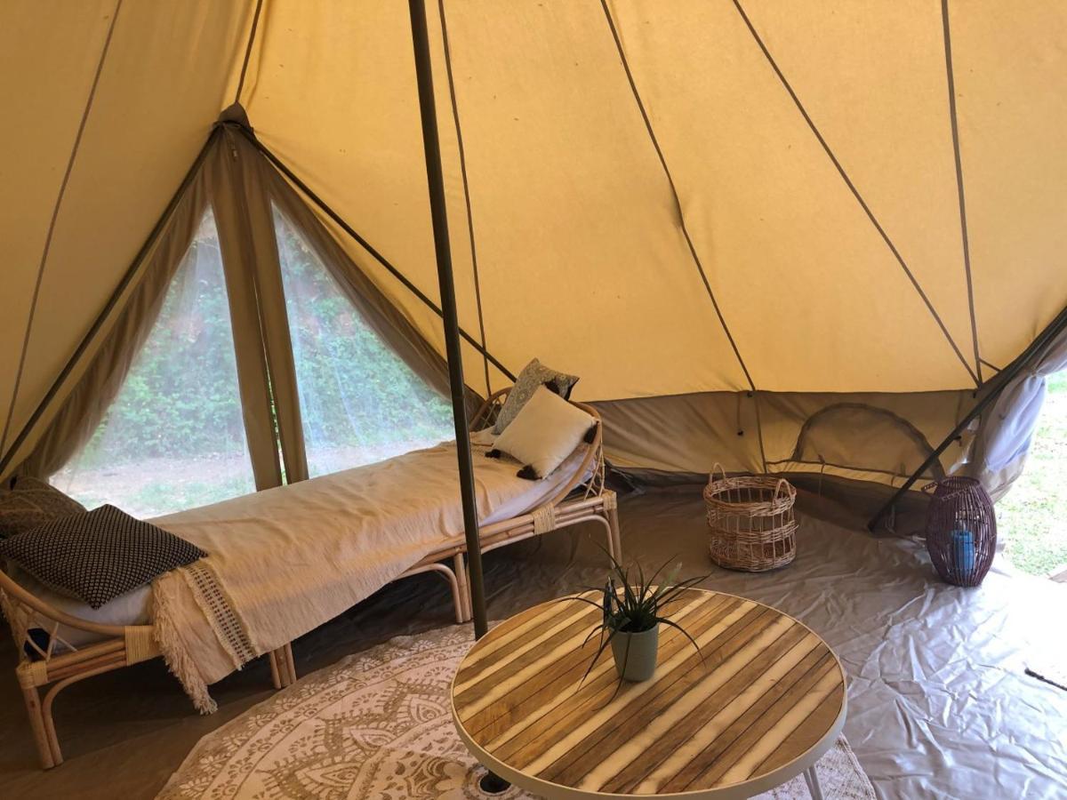 Camping Moulin De Chaules Saint-Constant Экстерьер фото