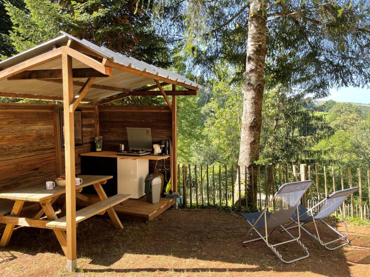Camping Moulin De Chaules Saint-Constant Экстерьер фото