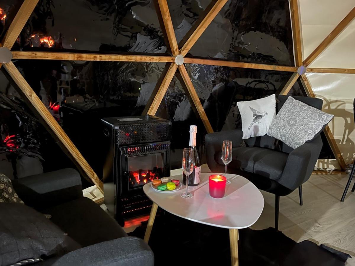 Camping Moulin De Chaules Saint-Constant Экстерьер фото