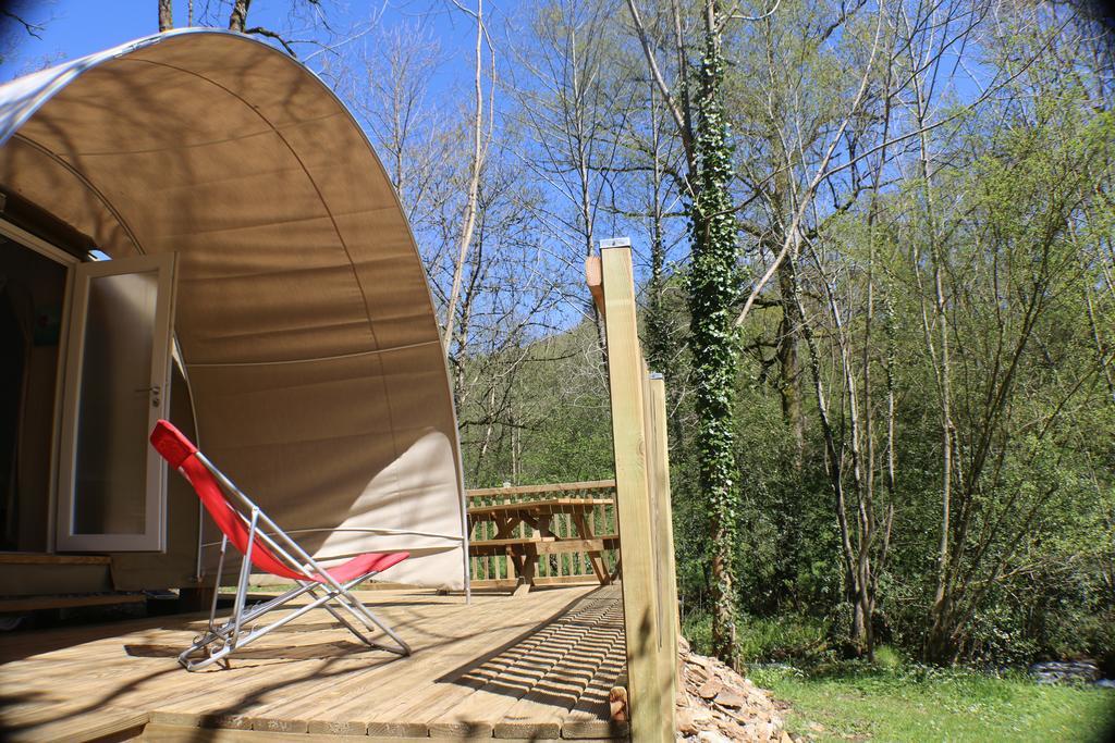 Camping Moulin De Chaules Saint-Constant Экстерьер фото