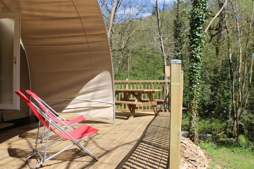 Camping Moulin De Chaules Saint-Constant Экстерьер фото