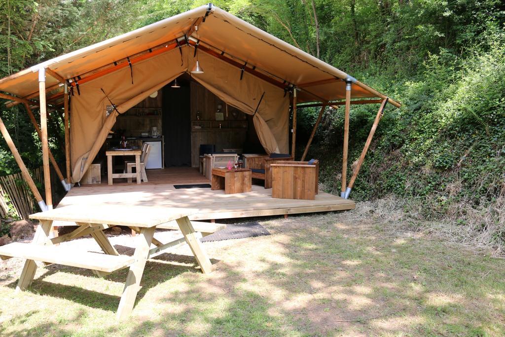 Camping Moulin De Chaules Saint-Constant Экстерьер фото