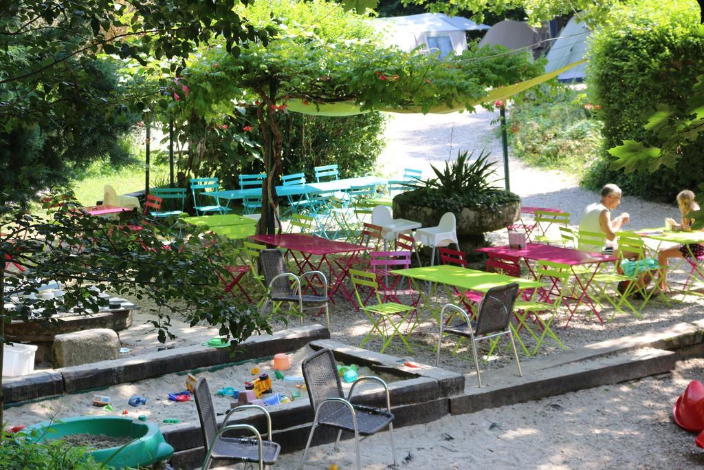 Camping Moulin De Chaules Saint-Constant Экстерьер фото